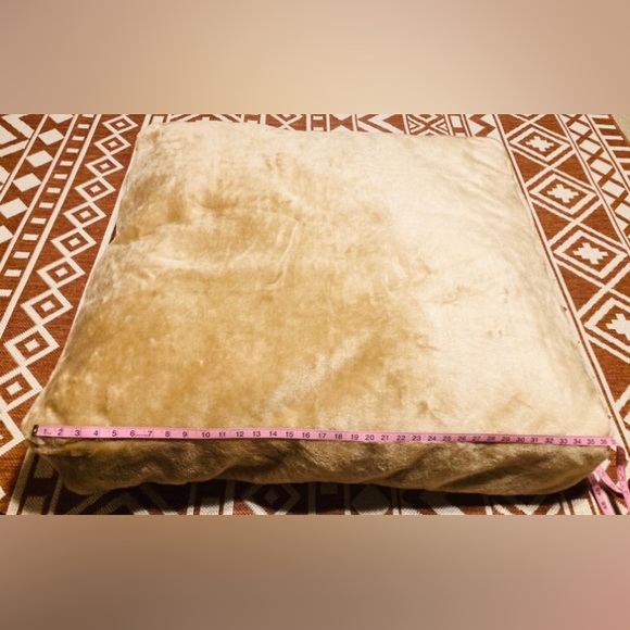 2 Mina Mina Dog Beds in either Medium or X-Large By~The Sun*Kissed Designs - Picture 6 of 15